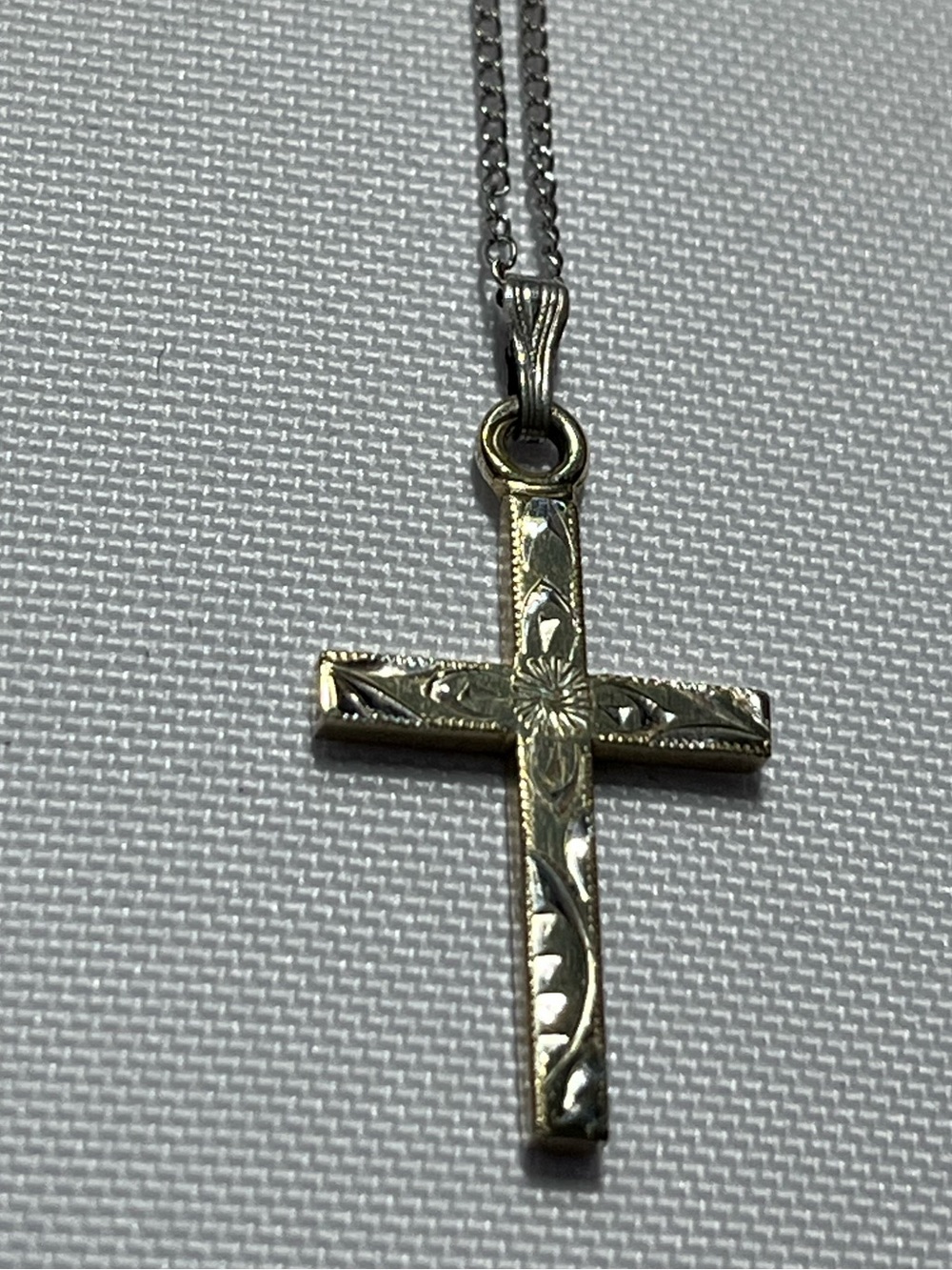 Sterling Silver Floral Etched Cross Pendant & Chain Necklace